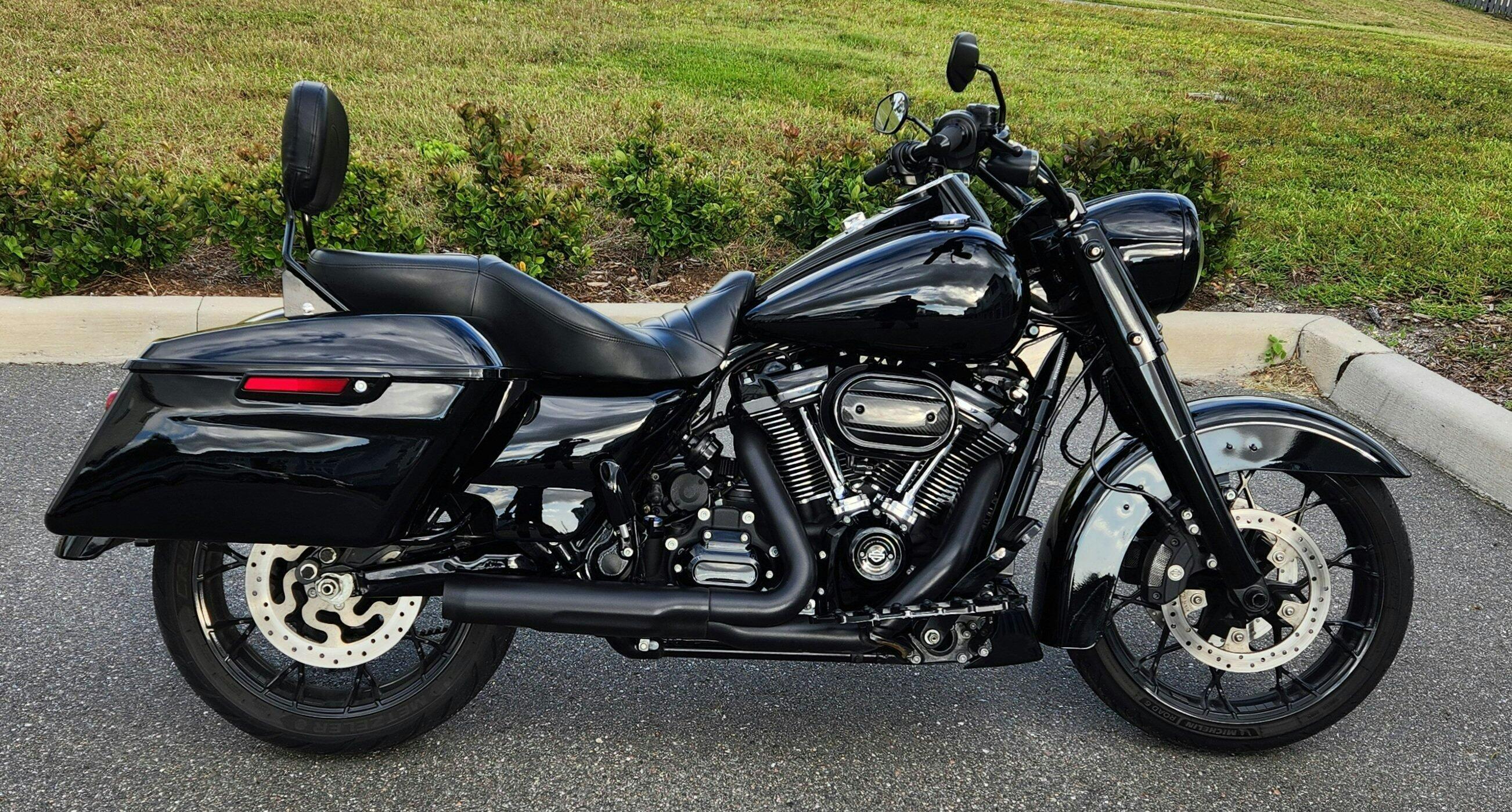TCMT Vivid Black Hard Saddlebags Fit For Harley Touring '14-'23.5